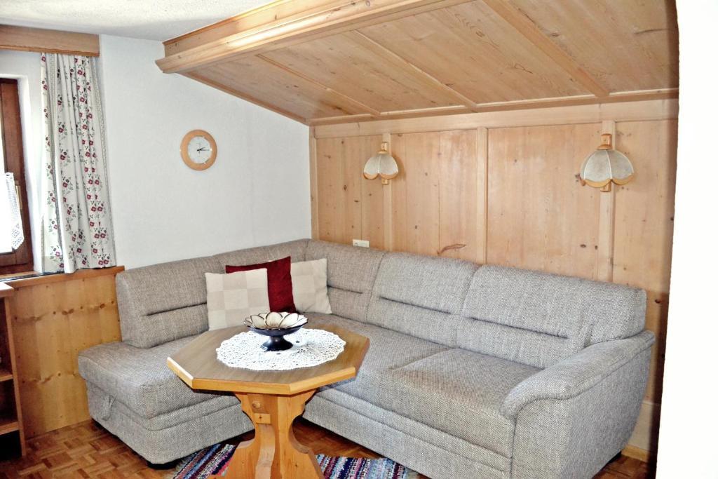 Stoanahof Villa Virgen Szoba fotó